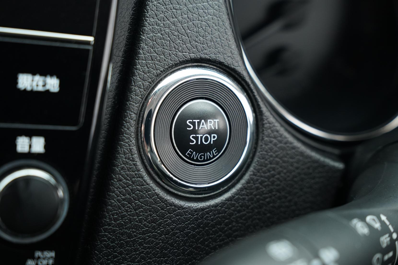 Nissan X-TRAIL 2.0 20X 2WD 5 Seater