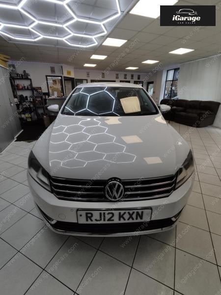 Volkswagen Passat 2.0 TDI BlueMotion Tech SE Saloon 4dr Diesel Manual Euro 5 (s/s) (140 ps)