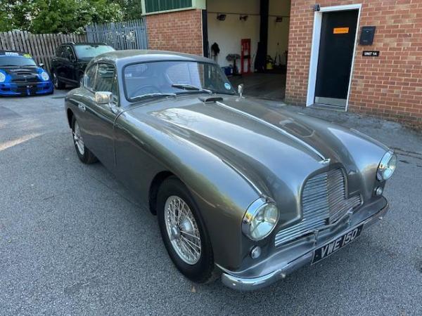 Aston Martin DB2/4