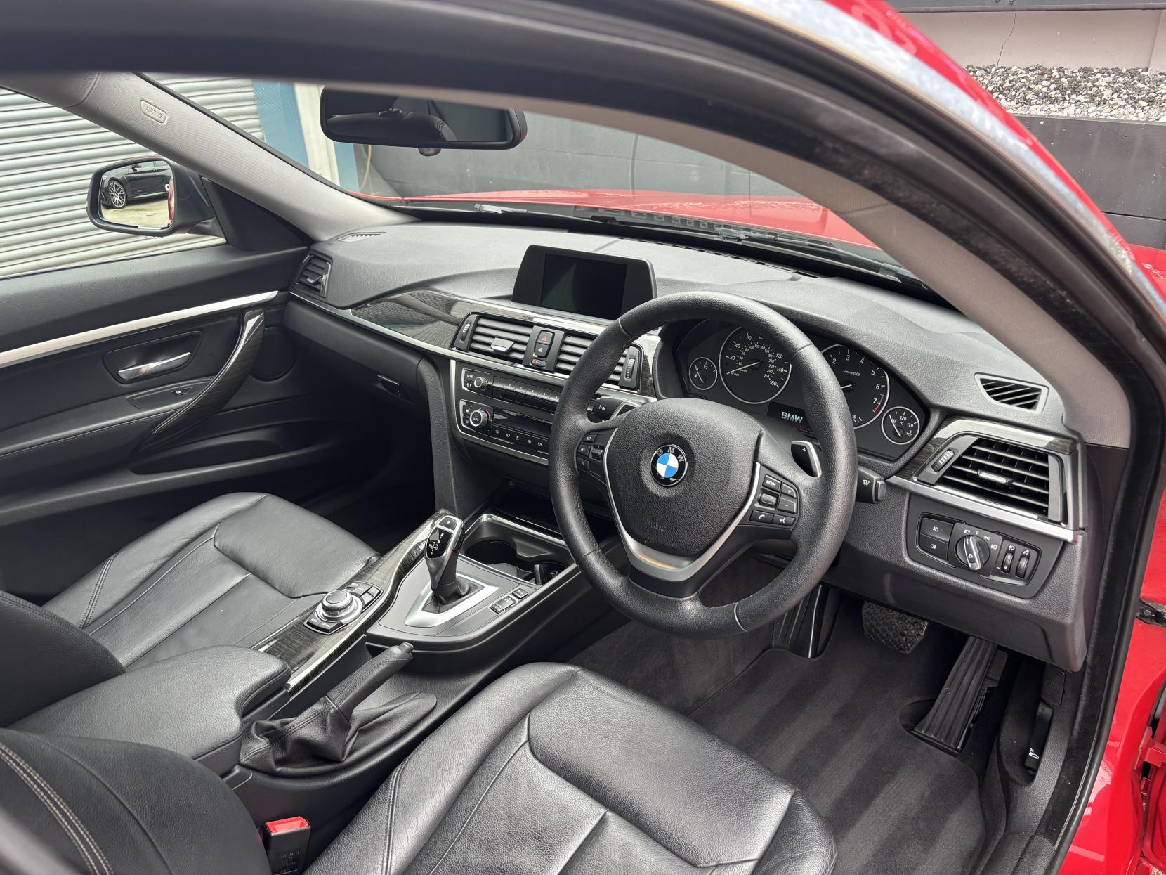 BMW 3 Series Gran Turismo 2.0 320i Luxury GT 5dr Petrol Auto xDrive Euro 6 (s/s) (184 ps)