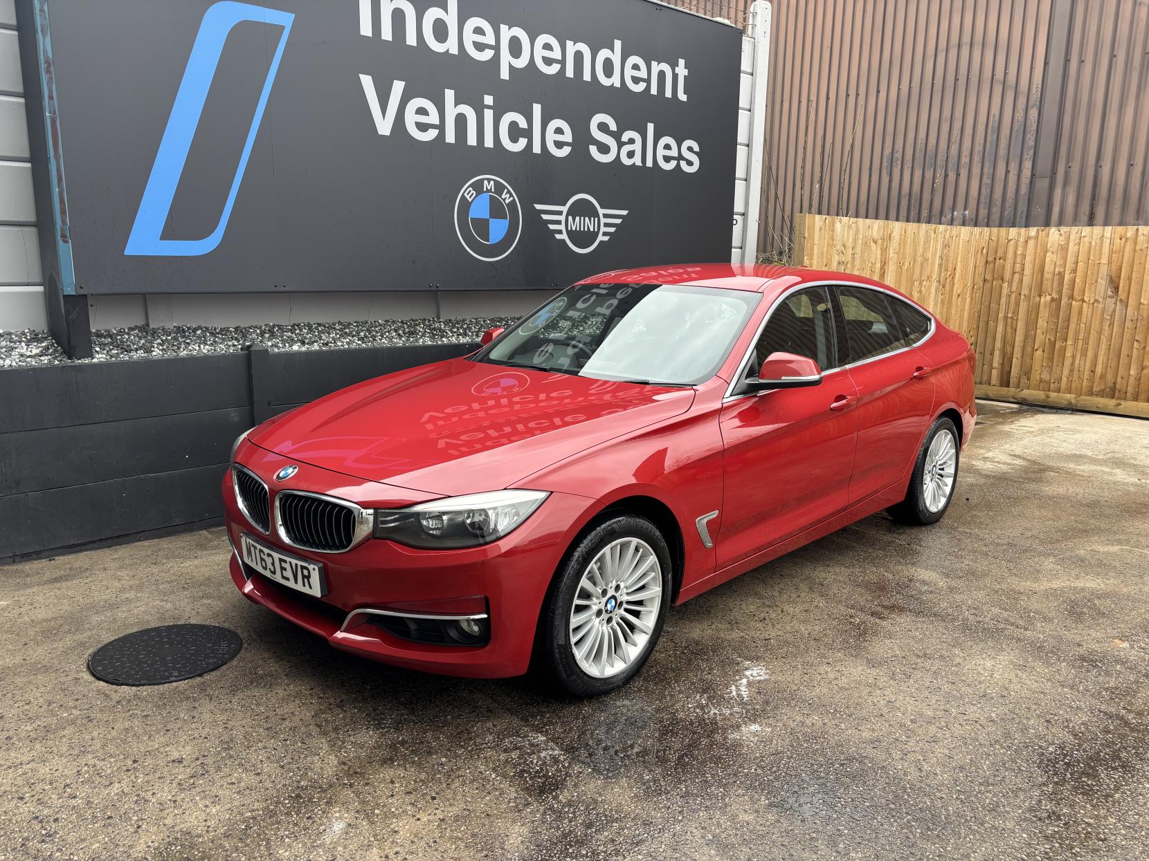 BMW 3 Series Gran Turismo 2.0 320i Luxury GT 5dr Petrol Auto xDrive Euro 6 (s/s) (184 ps)
