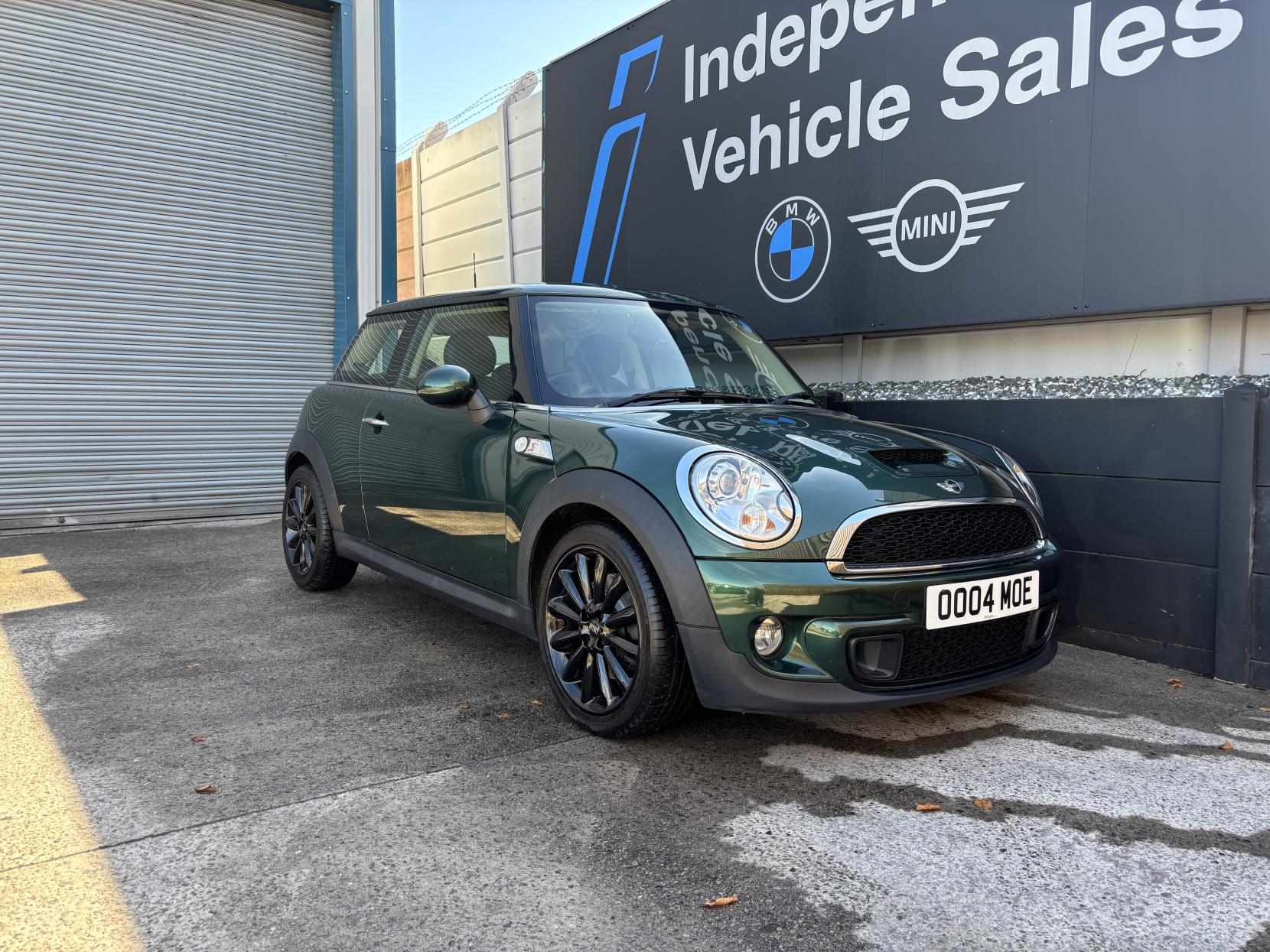 MINI Hatch 1.6 Cooper S Hatchback 3dr Petrol Auto Euro 5 (184 ps)