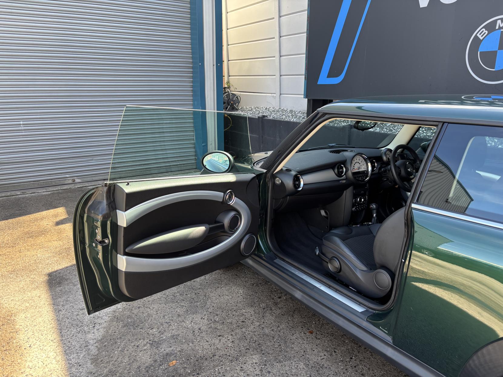 MINI Hatch 1.6 Cooper S Hatchback 3dr Petrol Auto Euro 5 (184 ps)