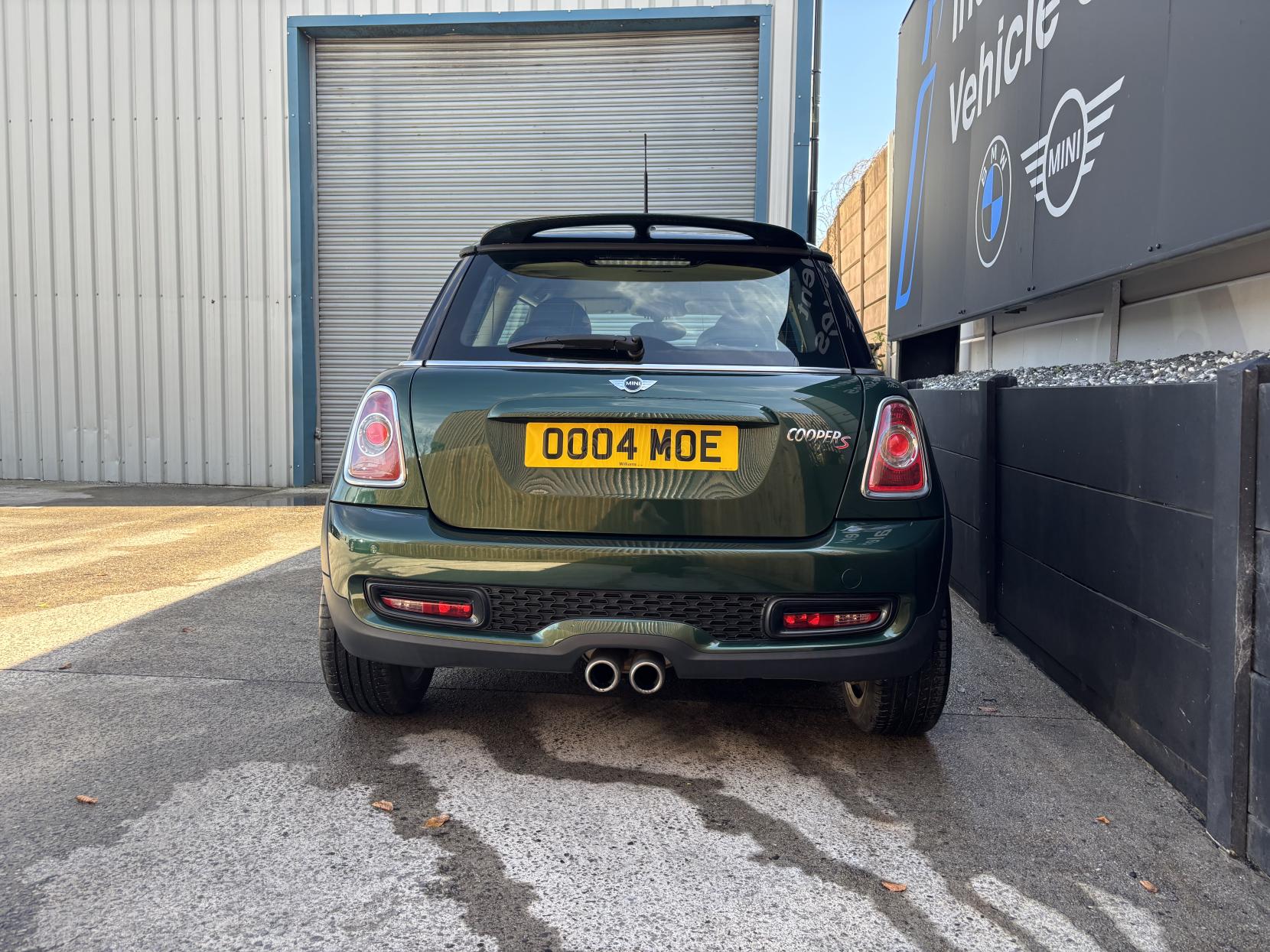 MINI Hatch 1.6 Cooper S Hatchback 3dr Petrol Auto Euro 5 (184 ps)