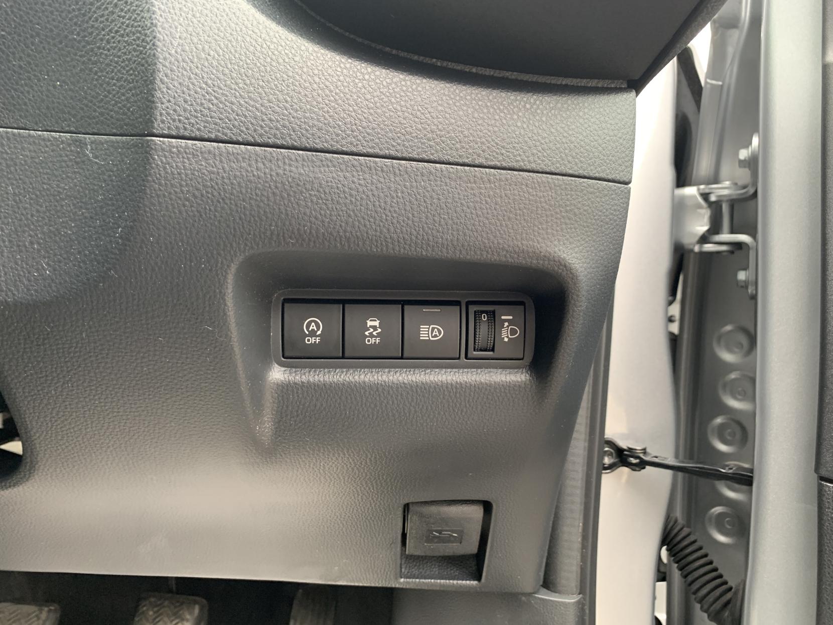 Toyota Aygo X 1.0 VVT-i Pure Hatchback 5dr Petrol Manual Euro 6 (s/s) (72 ps)