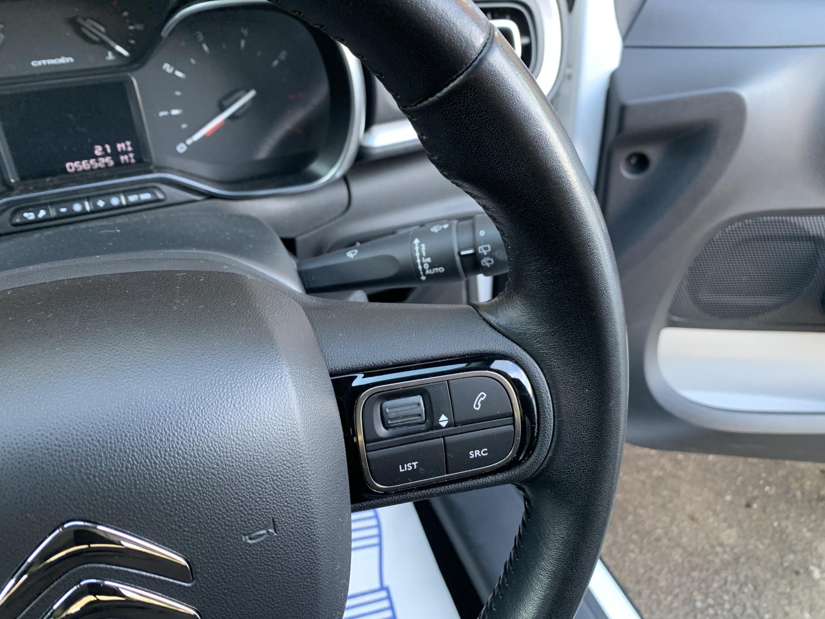 Citroen C3 1.2 PureTech Flair Hatchback 5dr Petrol Manual Euro 6 (82 ps)