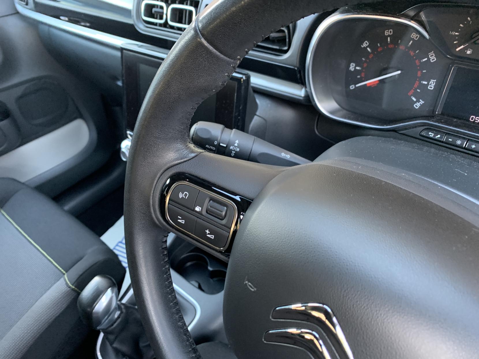 Citroen C3 1.2 PureTech Flair Hatchback 5dr Petrol Manual Euro 6 (82 ps)