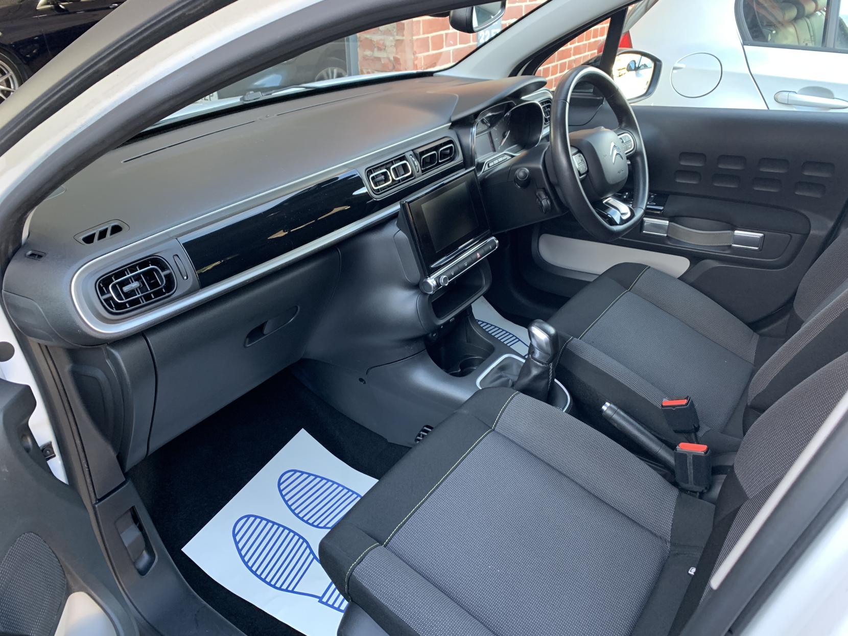 Citroen C3 1.2 PureTech Flair Hatchback 5dr Petrol Manual Euro 6 (82 ps)