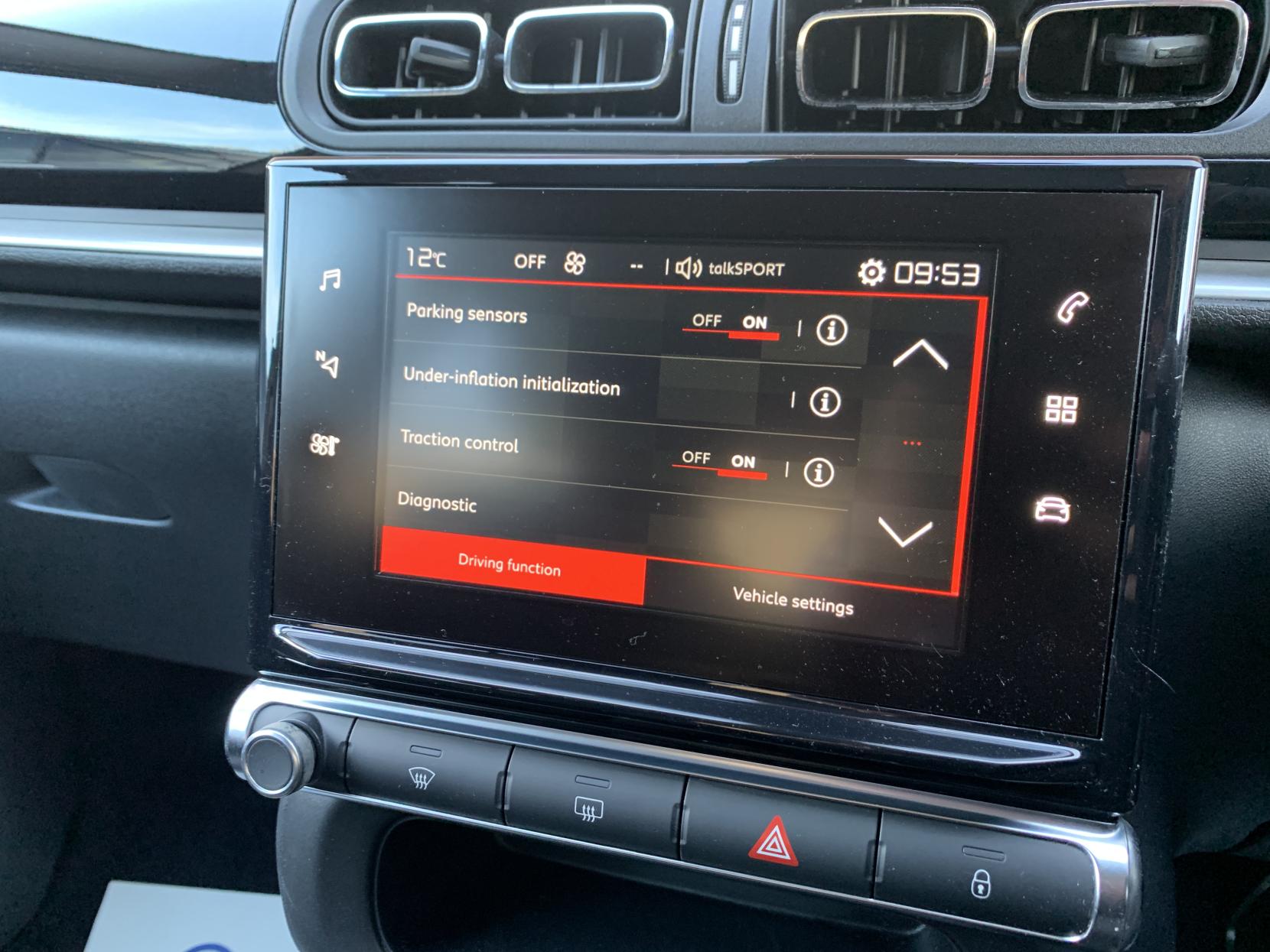 Citroen C3 1.2 PureTech Flair Hatchback 5dr Petrol Manual Euro 6 (82 ps)