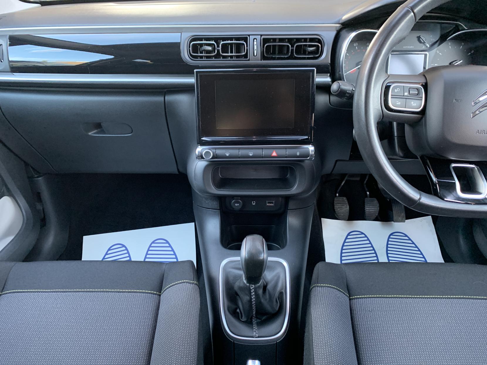 Citroen C3 1.2 PureTech Flair Hatchback 5dr Petrol Manual Euro 6 (82 ps)