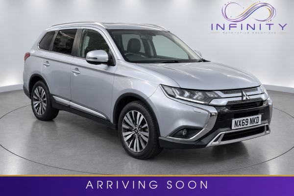 Mitsubishi Outlander 2.0 MIVEC Exceed SUV 5dr Petrol CVT 4WD Euro 6 (s/s) (150 ps)