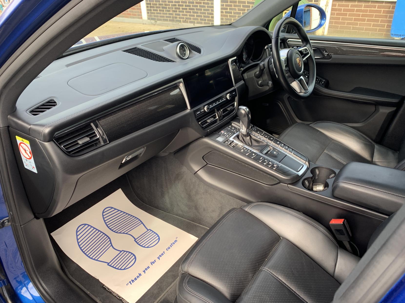 Porsche Macan 3.0T V6 S SUV 5dr Petrol PDK 4WD Euro 6 (s/s) (354 ps)