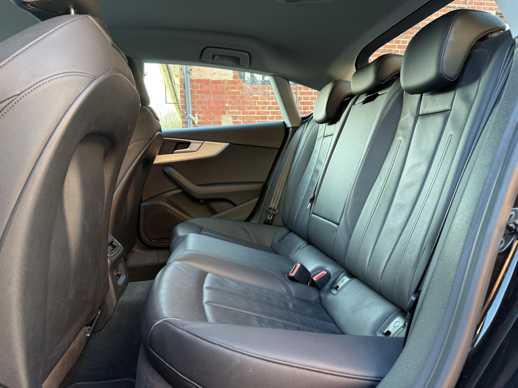 Audi A5 2.0 TDI 40 Sport Sportback 5dr Diesel S Tronic Euro 6 (s/s) (190 ps)