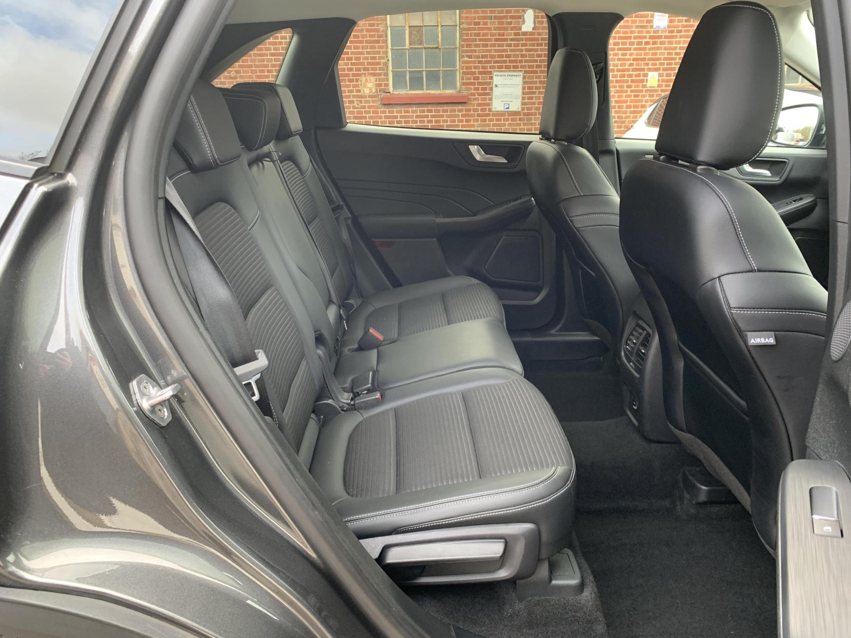 Ford Kuga 1.5T EcoBoost Titanium SUV 5dr Petrol Manual 2WD Euro 6 (s/s) (150 ps)