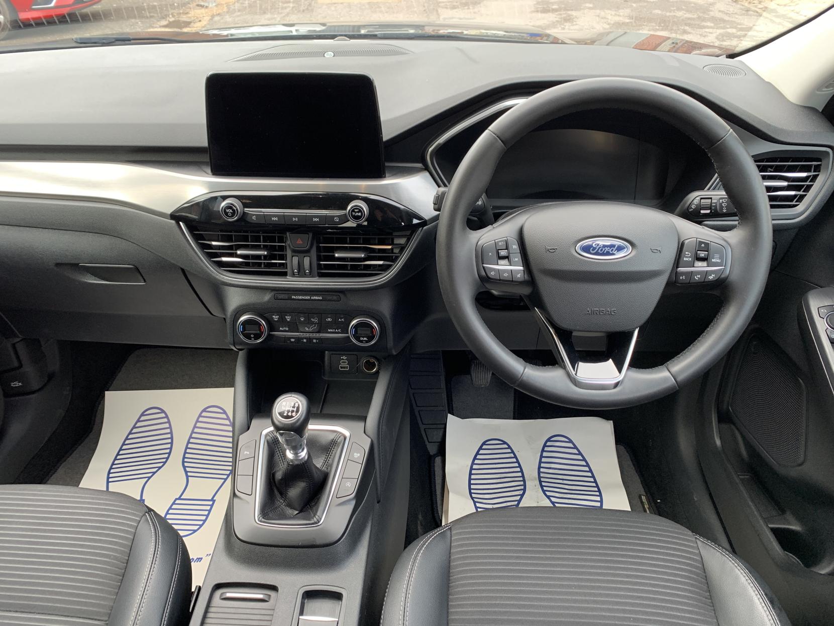 Ford Kuga 1.5T EcoBoost Titanium SUV 5dr Petrol Manual 2WD Euro 6 (s/s) (150 ps)