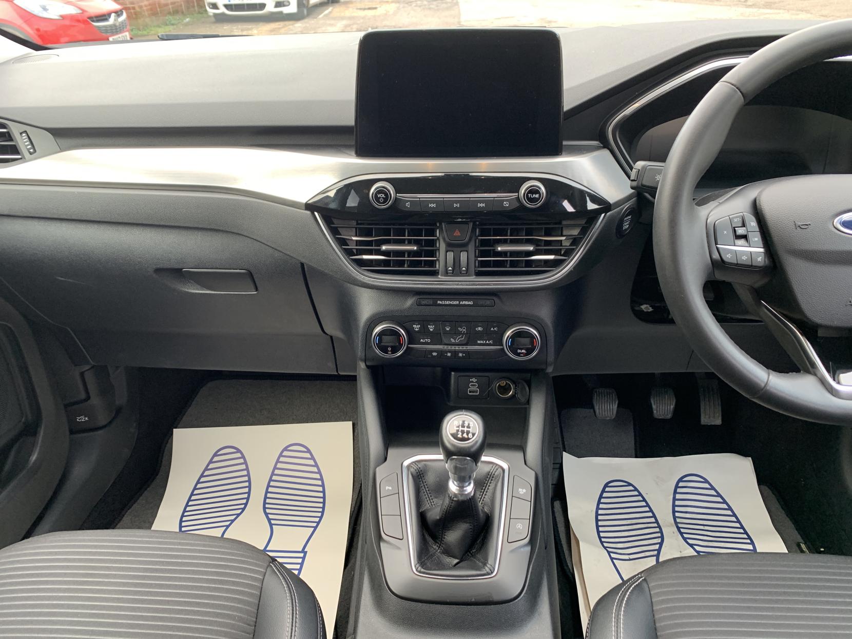 Ford Kuga 1.5T EcoBoost Titanium SUV 5dr Petrol Manual 2WD Euro 6 (s/s) (150 ps)