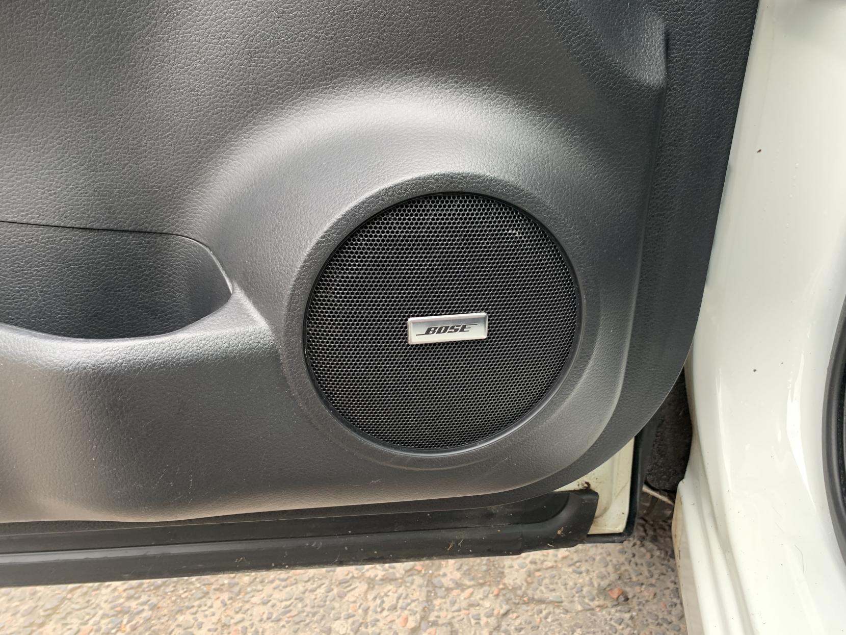 Nissan Qashqai 1.6 dCi Tekna SUV 5dr Diesel XTRON Euro 6 (s/s) (130 ps)