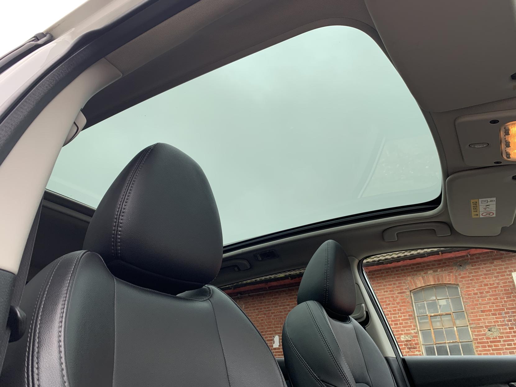 Nissan Qashqai 1.6 dCi Tekna SUV 5dr Diesel XTRON Euro 6 (s/s) (130 ps)