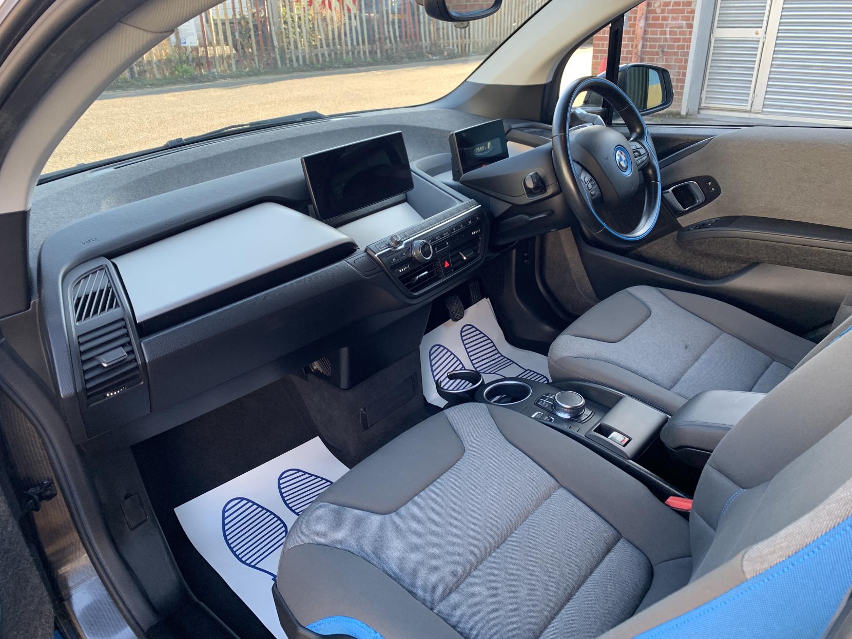 BMW i3 33kWh Hatchback 5dr Electric Auto (170 ps)