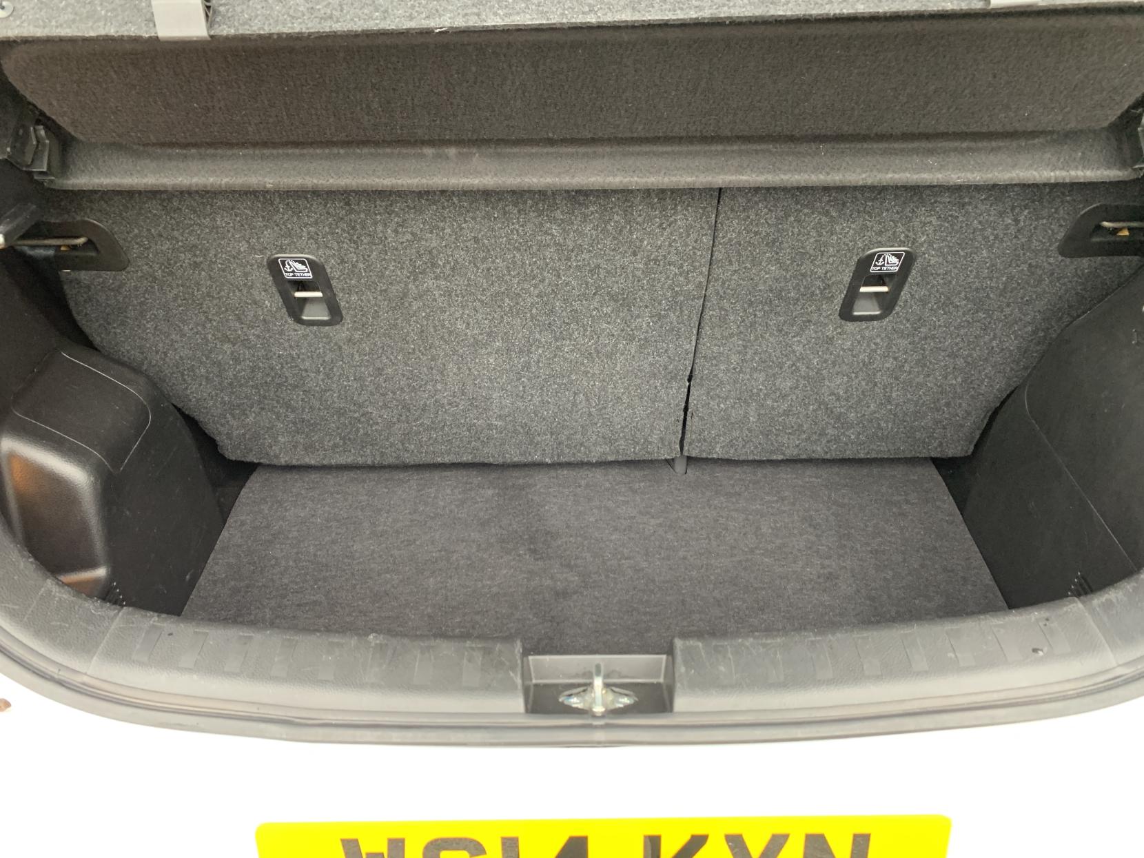 Suzuki Swift 1.2 SZ4 Hatchback 5dr Petrol Auto Euro 5 (94 ps)