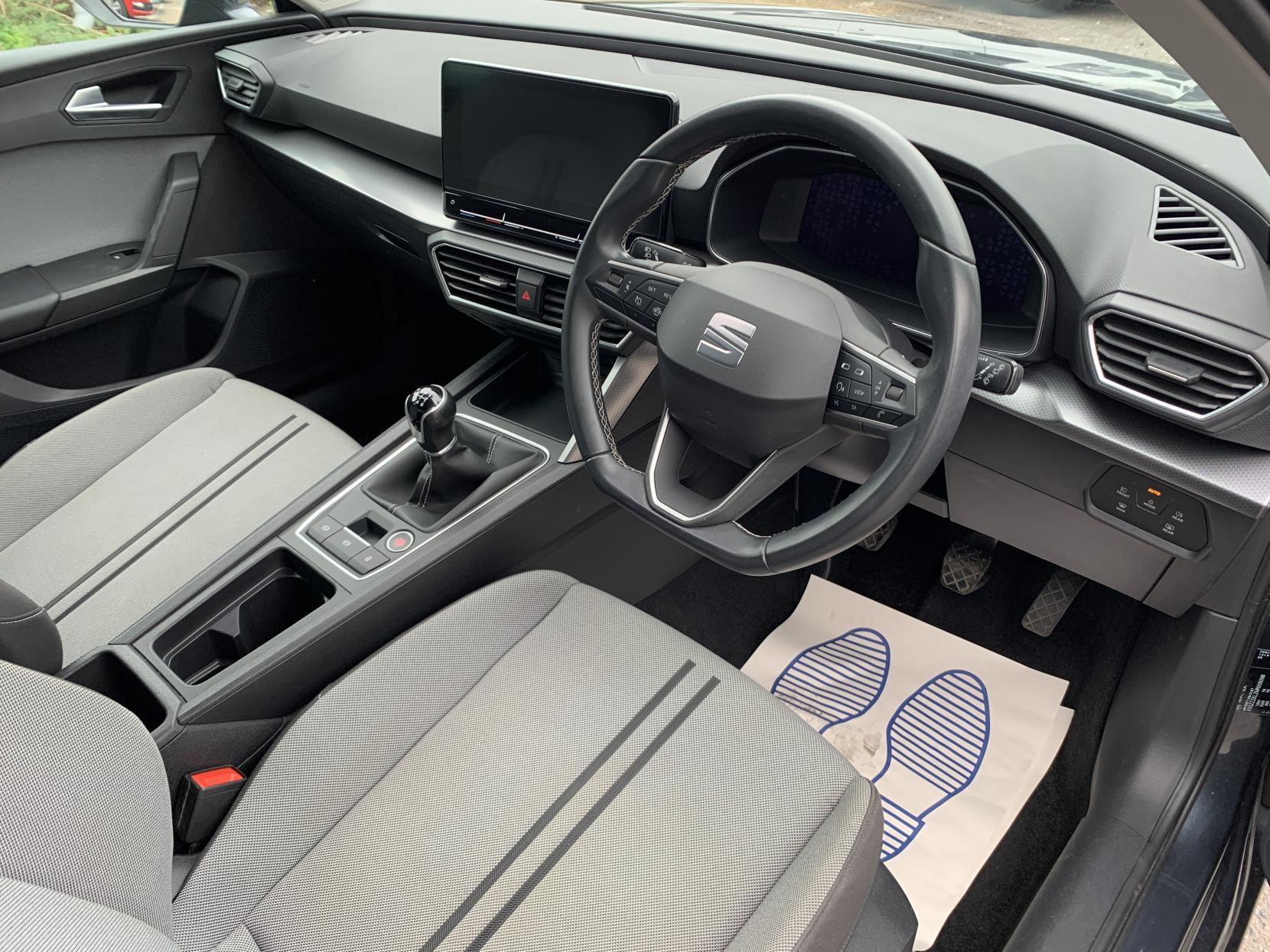 SEAT Leon 1.0 TSI EVO SE Dynamic Hatchback 5dr Petrol Manual Euro 6 (s/s) (110 ps)