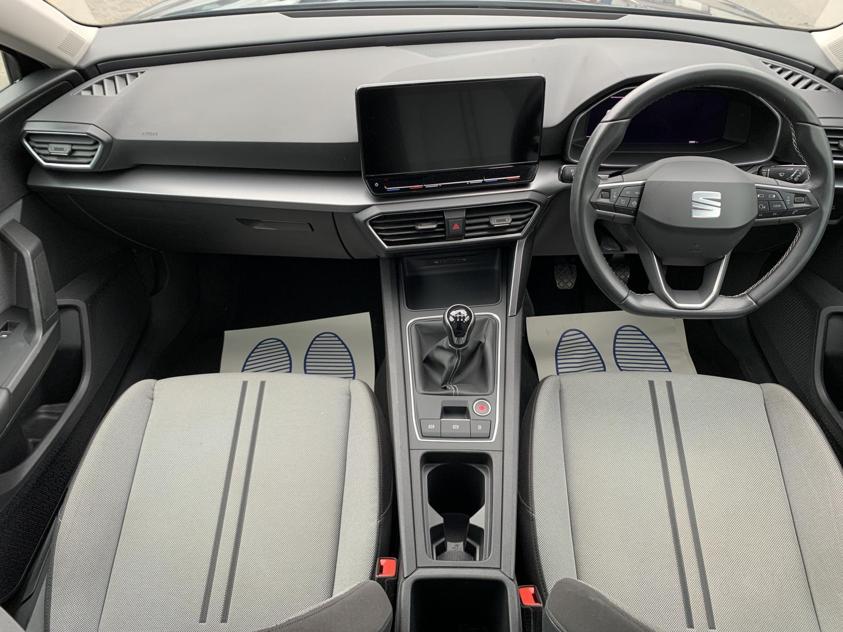 SEAT Leon 1.0 TSI EVO SE Dynamic Hatchback 5dr Petrol Manual Euro 6 (s/s) (110 ps)