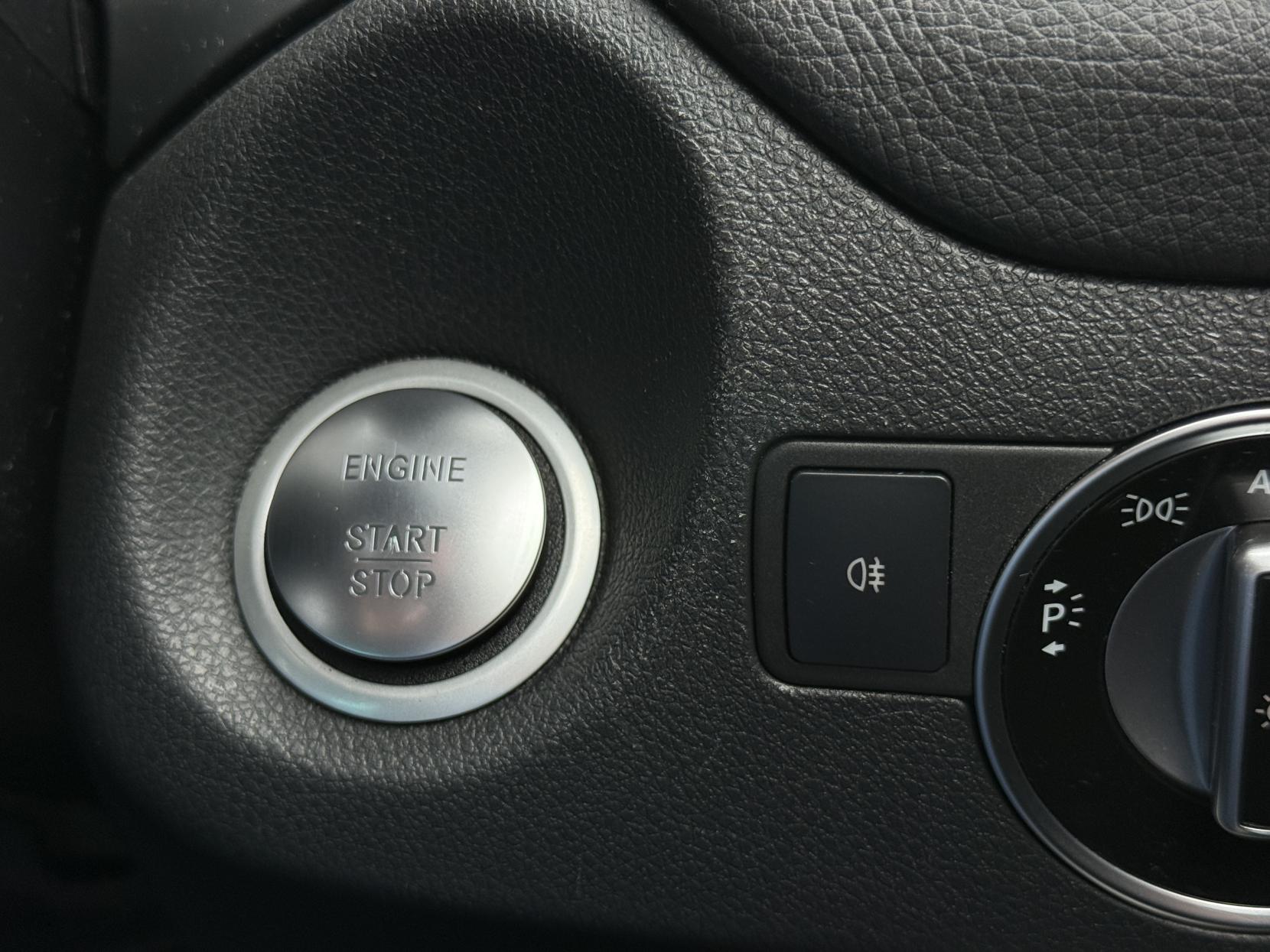 Mercedes-Benz CLA 2.1 CLA220d AMG Line Shooting Brake 5dr Diesel 7G-DCT Euro 6 (s/s) (177 ps)