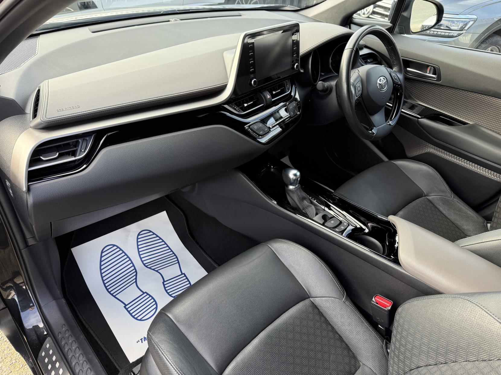 Toyota C-HR 1.8 VVT-h GPF Excel SUV 5dr Petrol Hybrid CVT Euro 6 (s/s) (122 ps)