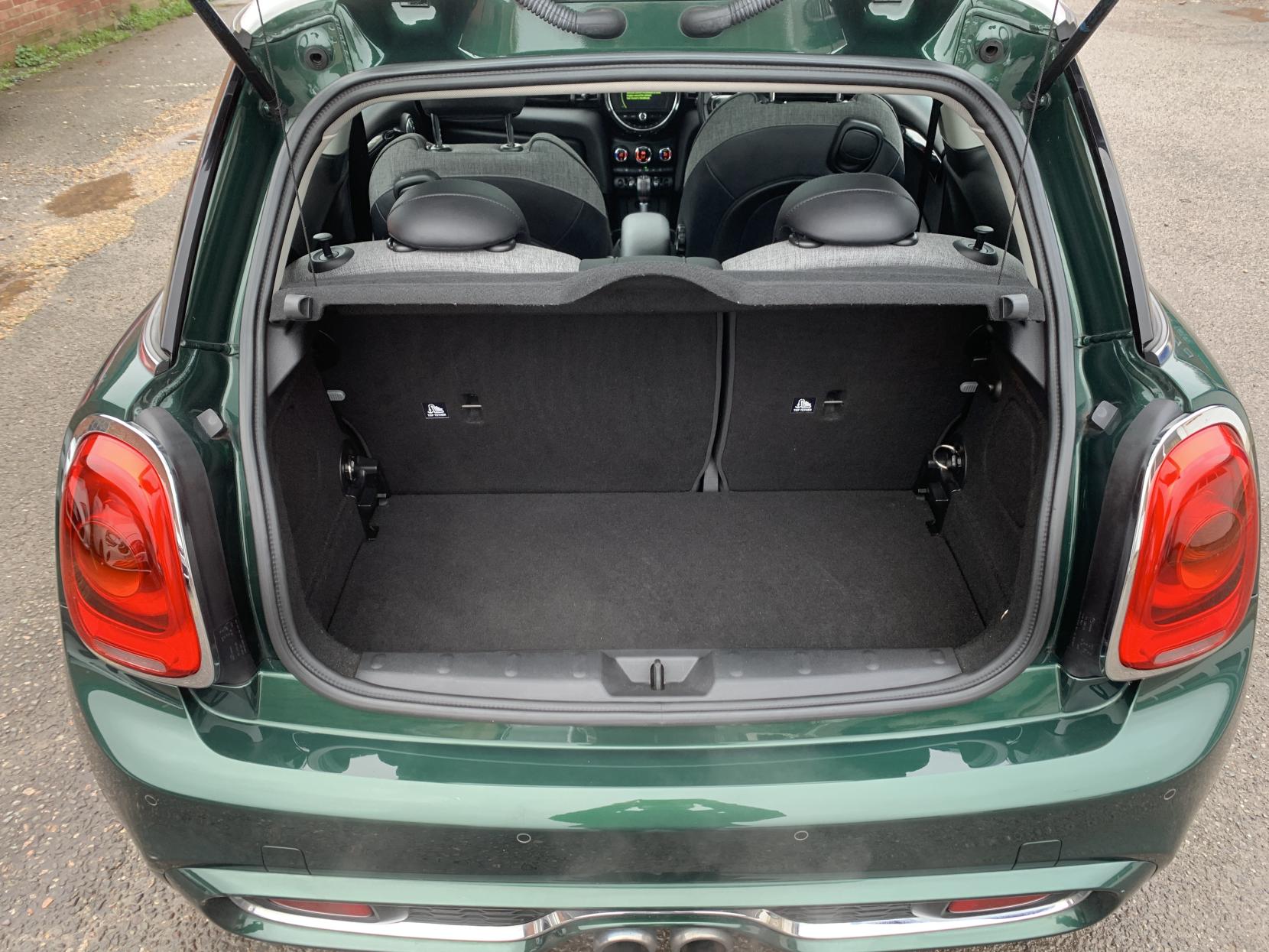 MINI Hatch 2.0 Cooper S Hatchback 3dr Petrol Auto Euro 6 (s/s) (192 ps)