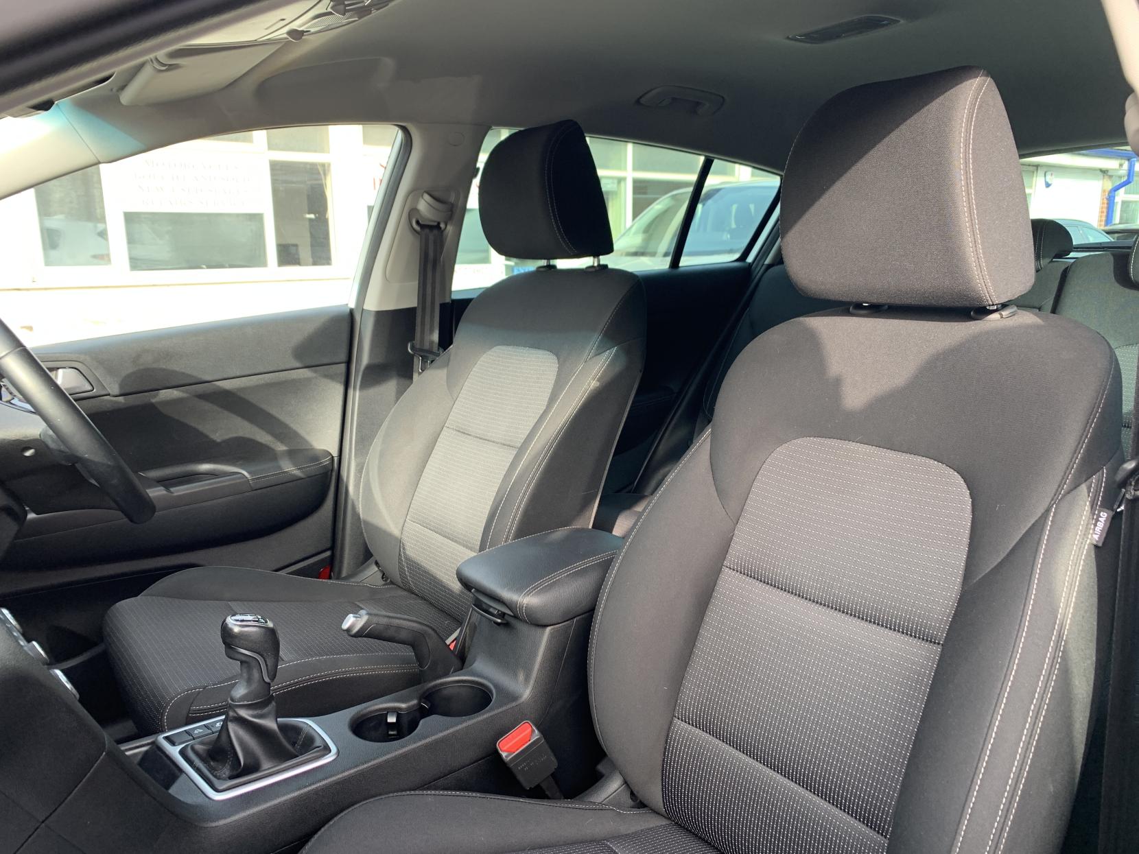 Kia Sportage 1.6 GDi 2 GPF SUV 5dr Petrol Manual Euro 6 (s/s) (130 bhp)