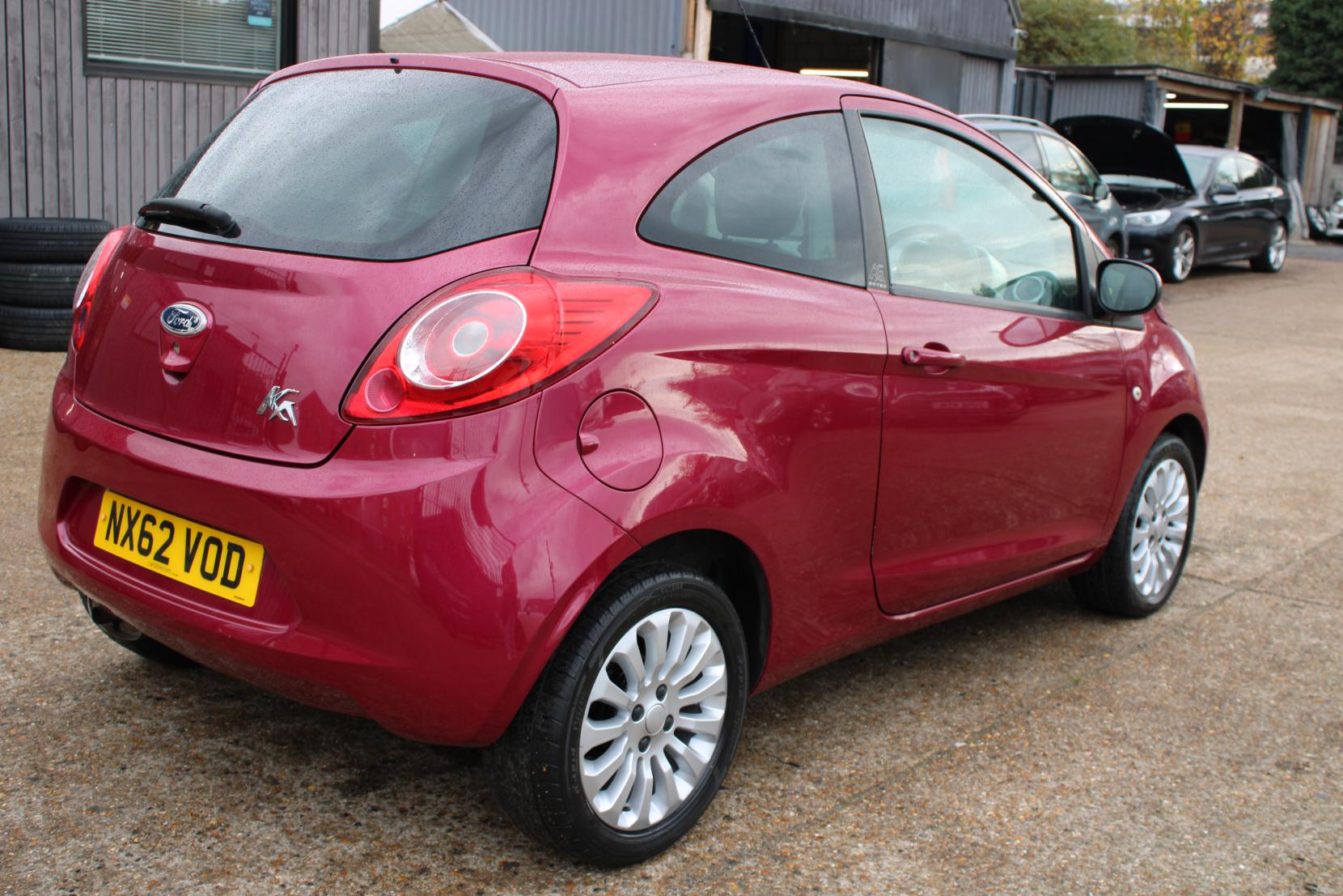 Ford Ka 1.2 Zetec Hatchback 3dr Petrol Manual Euro 5 (s/s) (69 ps)