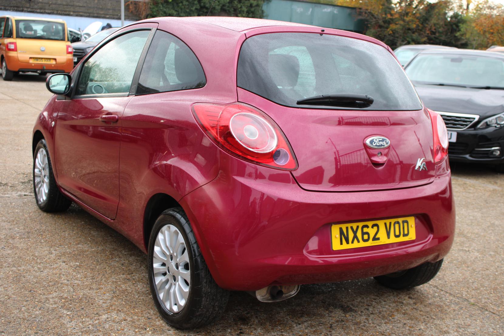 Ford Ka 1.2 Zetec Hatchback 3dr Petrol Manual Euro 5 (s/s) (69 ps)