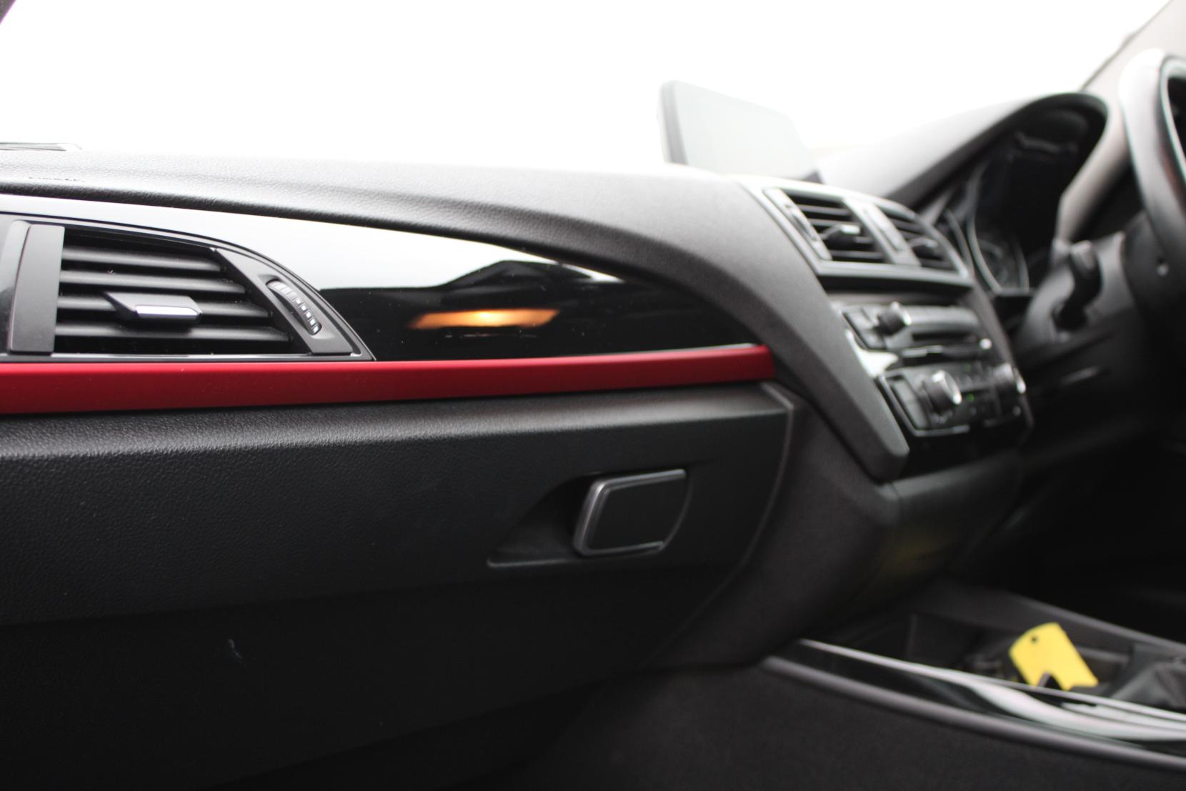 BMW 1 Series 1.5 118i Sport Hatchback 3dr Petrol Manual Euro 6 (s/s) (136 ps)