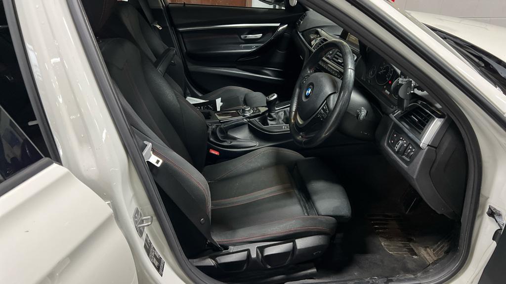 BMW 3 Series 2.0 320i Sport Saloon 4dr Petrol Manual Euro 6 (s/s) (184 ps)