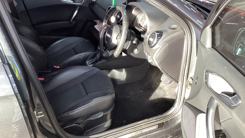 Audi A1 1.4 TFSI CoD S line Sportback 5dr Petrol S Tronic Euro 5 (s/s) (140 ps)