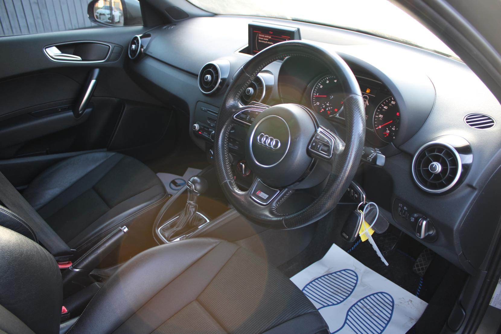 Audi A1 1.4 TFSI CoD S line Sportback 5dr Petrol S Tronic Euro 5 (s/s) (140 ps)