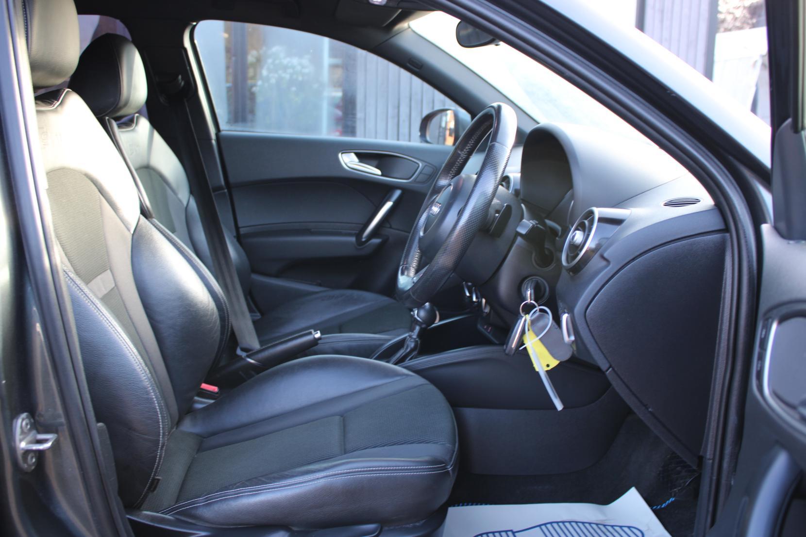 Audi A1 1.4 TFSI CoD S line Sportback 5dr Petrol S Tronic Euro 5 (s/s) (140 ps)