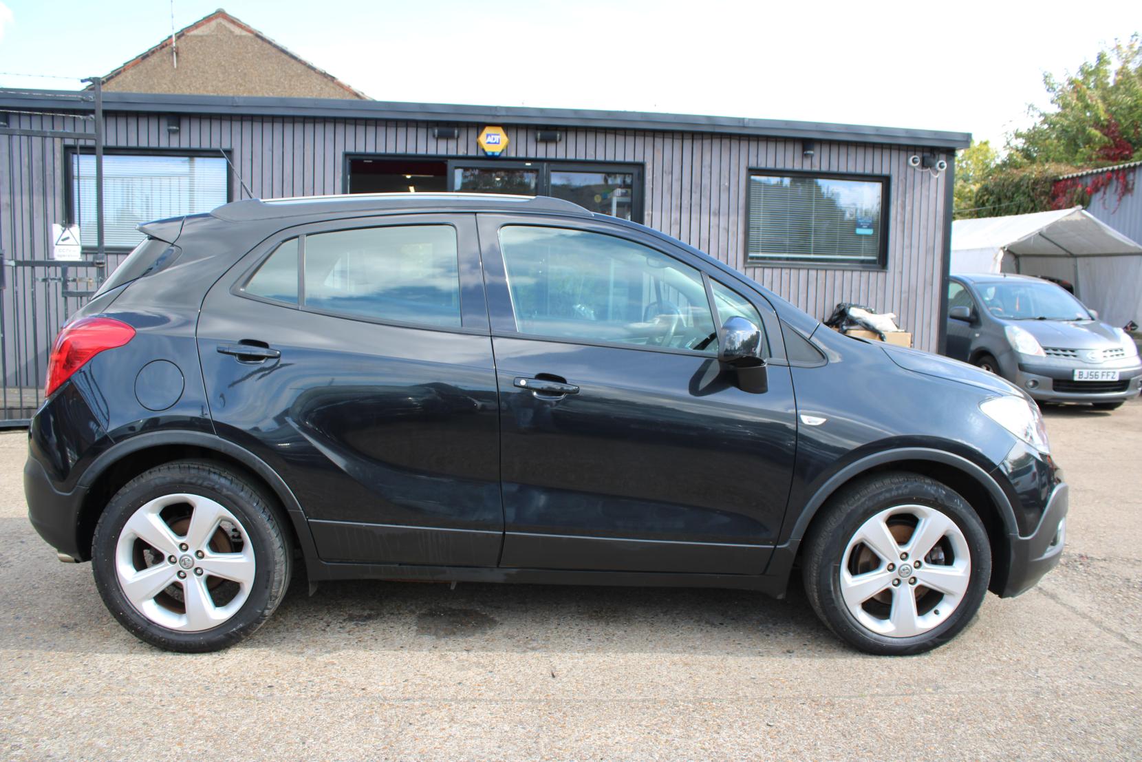Vauxhall Mokka 1.6 Tech Line SUV 5dr Petrol Manual 2WD Euro 5 (s/s) (115 ps)