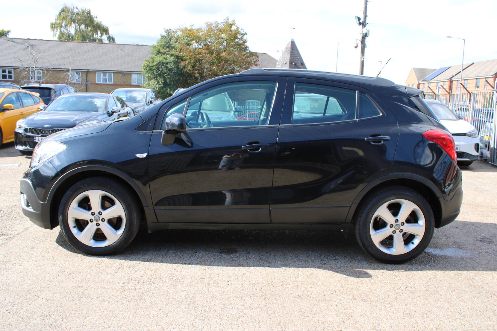 Vauxhall Mokka 1.6 Tech Line SUV 5dr Petrol Manual 2WD Euro 5 (s/s) (115 ps)
