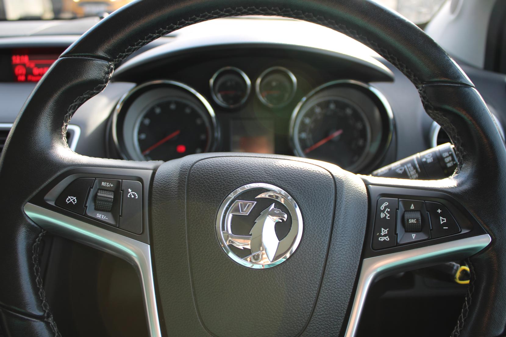 Vauxhall Meriva 1.4i Turbo SE MPV 5dr Petrol Manual Euro 6 (120 ps)