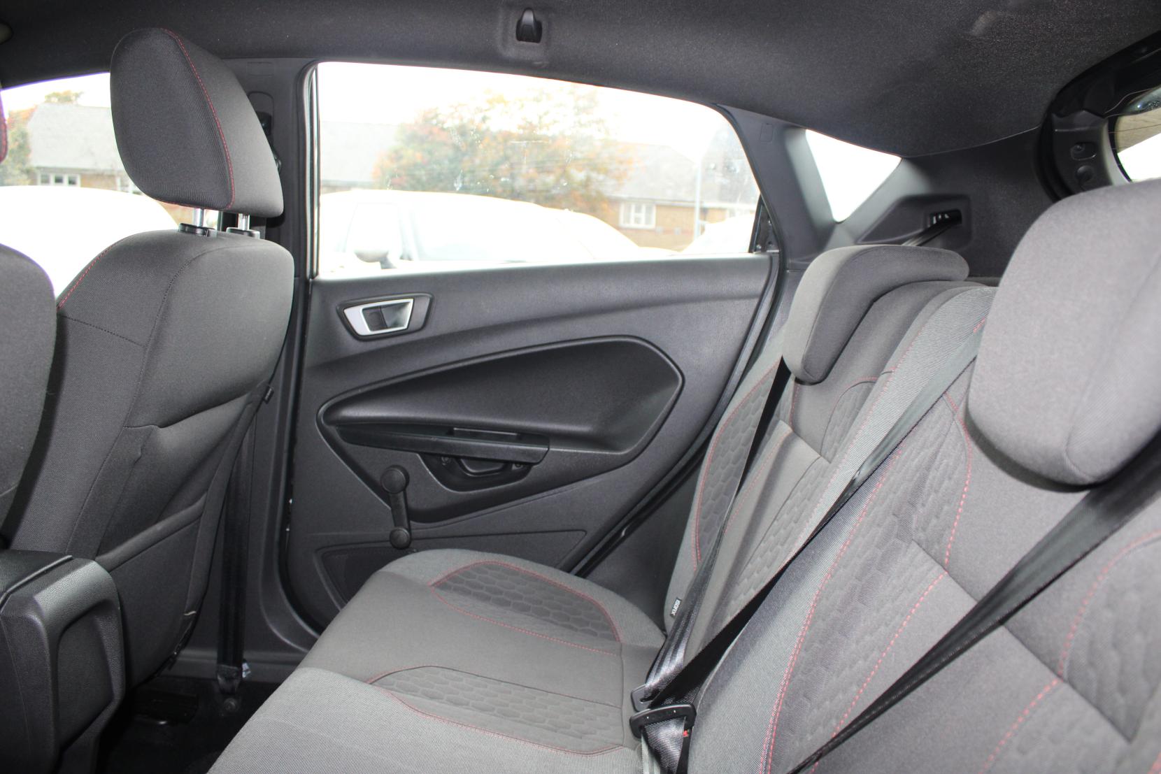 Ford Fiesta 1.0T EcoBoost ST-Line Hatchback 5dr Petrol Manual Euro 6 (s/s) (140 ps)