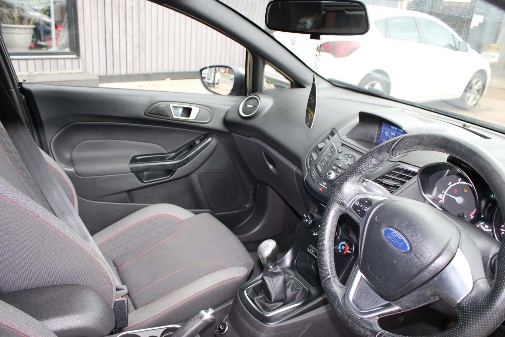 Ford Fiesta 1.0T EcoBoost ST-Line Hatchback 5dr Petrol Manual Euro 6 (s/s) (140 ps)