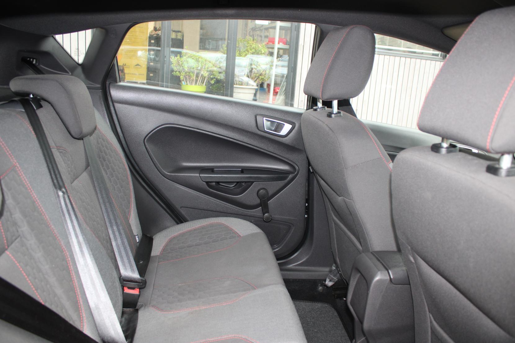 Ford Fiesta 1.0T EcoBoost ST-Line Hatchback 5dr Petrol Manual Euro 6 (s/s) (140 ps)