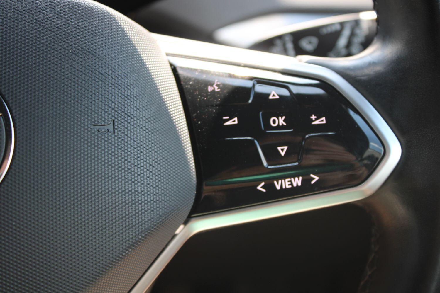 Volkswagen ID.4 Pro Performance 77kWh 1ST Edition SUV 5dr Electric Auto (204 ps)