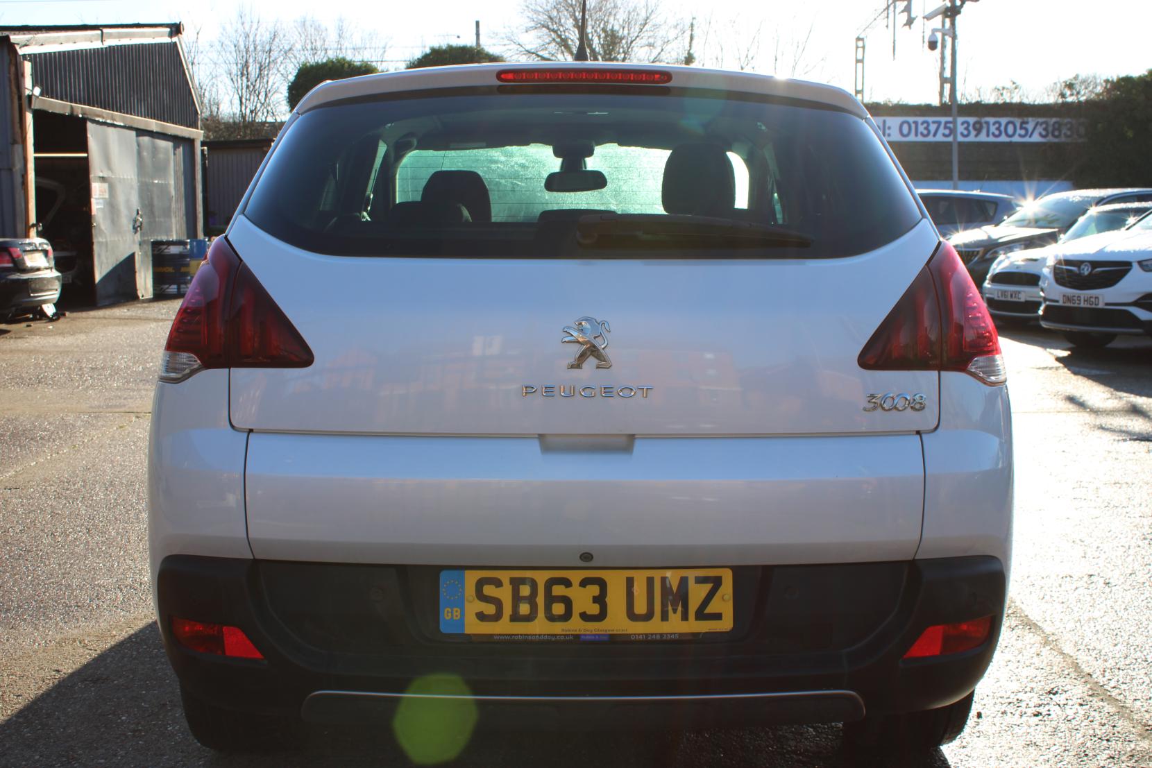Peugeot 3008 1.6 HDi Allure SUV 5dr Diesel Manual Euro 5 (115 ps)