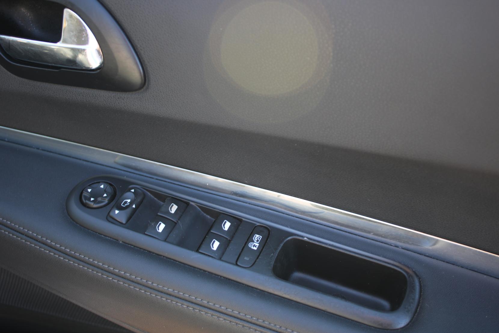 Peugeot 3008 1.6 HDi Allure SUV 5dr Diesel Manual Euro 5 (115 ps)