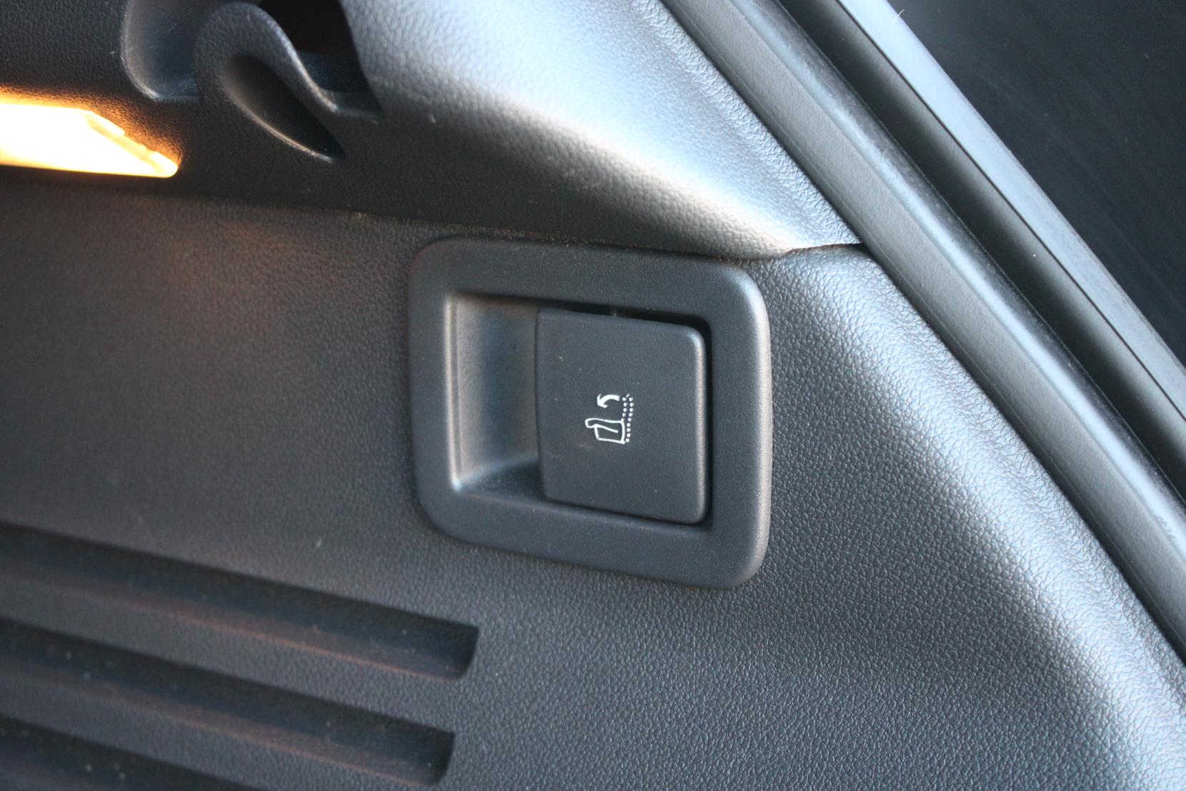 Peugeot 3008 1.6 HDi Allure SUV 5dr Diesel Manual Euro 5 (115 ps)