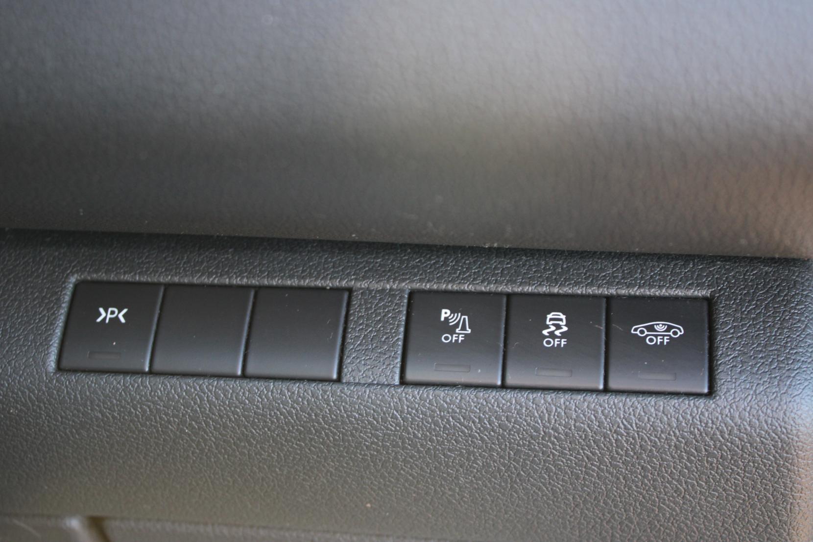 Peugeot 3008 1.6 HDi Allure SUV 5dr Diesel Manual Euro 5 (115 ps)