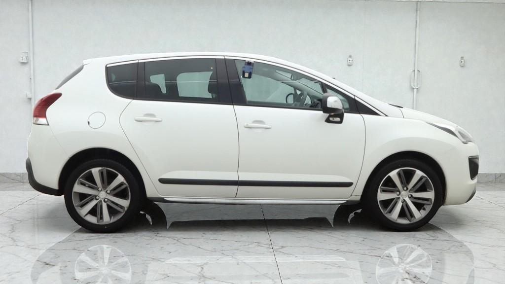 Peugeot 3008 1.6 HDi Allure SUV 5dr Diesel Manual Euro 5 (115 ps)