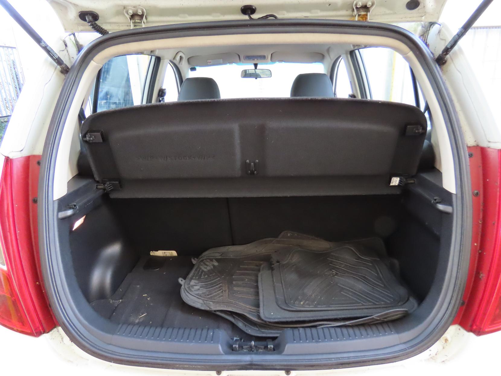 Hyundai i10 1.2 Active Hatchback 5dr Petrol Manual Euro 5 (85 bhp)